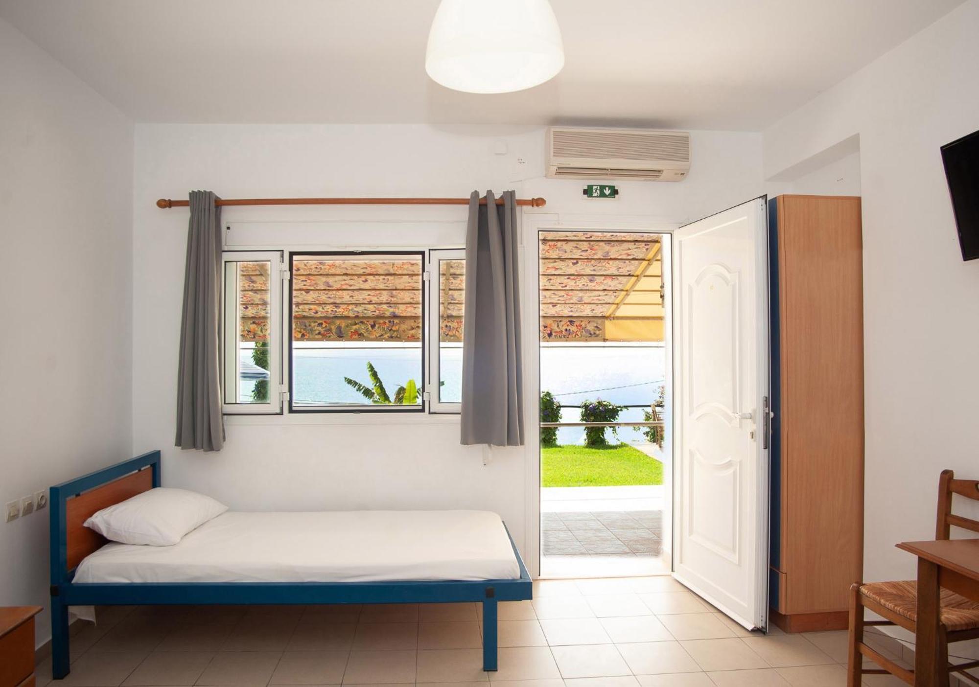 Rosa'S Beach Studios Lurdáta Kültér fotó
