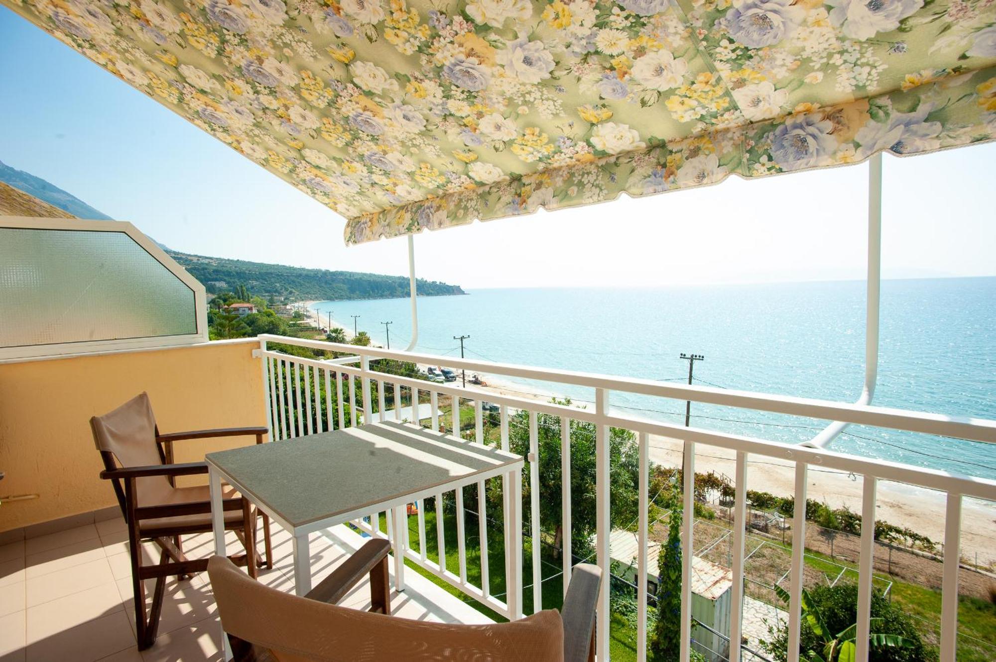 Rosa'S Beach Studios Lurdáta Kültér fotó