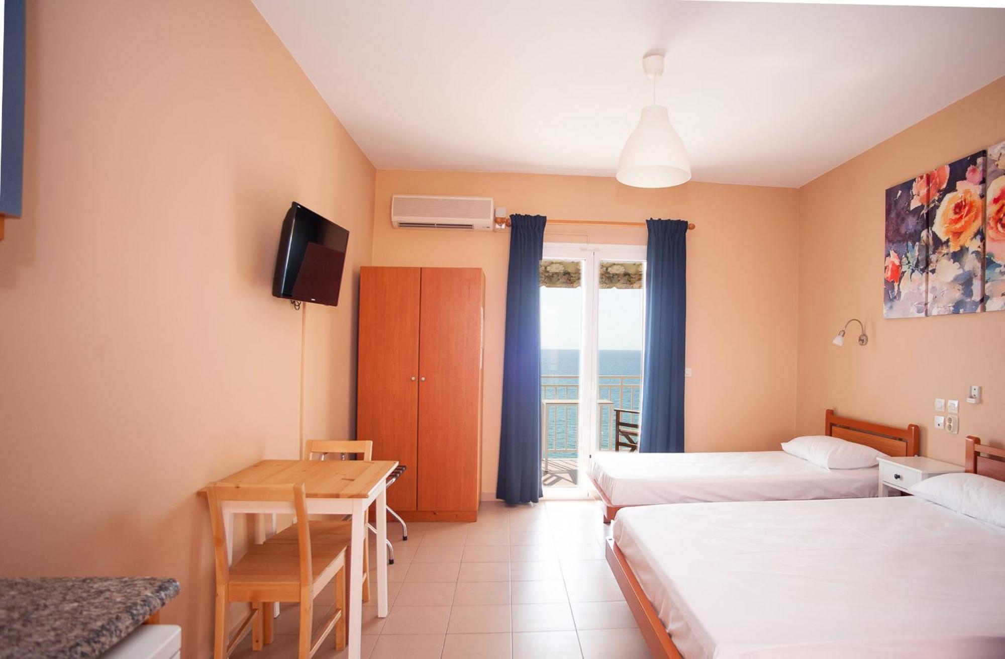 Rosa'S Beach Studios Lurdáta Kültér fotó