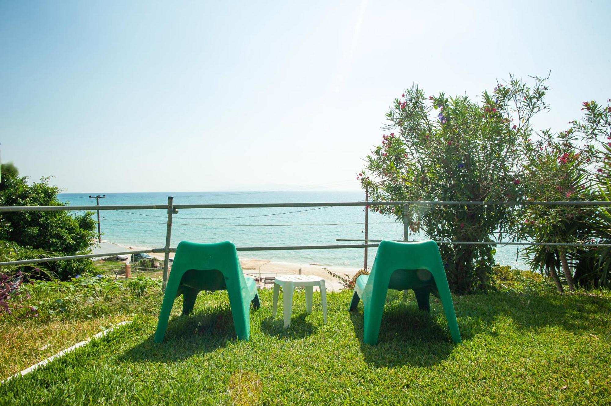 Rosa'S Beach Studios Lurdáta Kültér fotó
