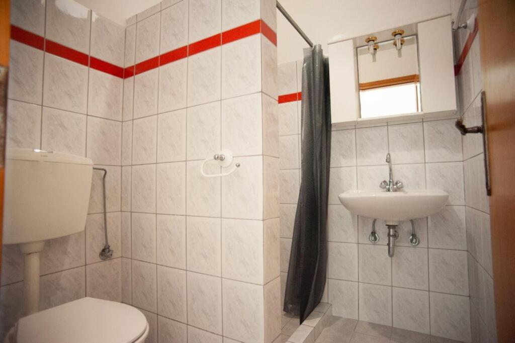 Rosa'S Beach Studios Lurdáta Szoba fotó