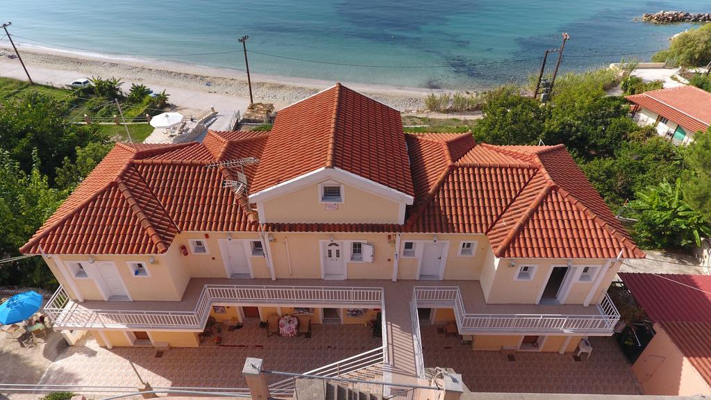 Rosa'S Beach Studios Lurdáta Kültér fotó
